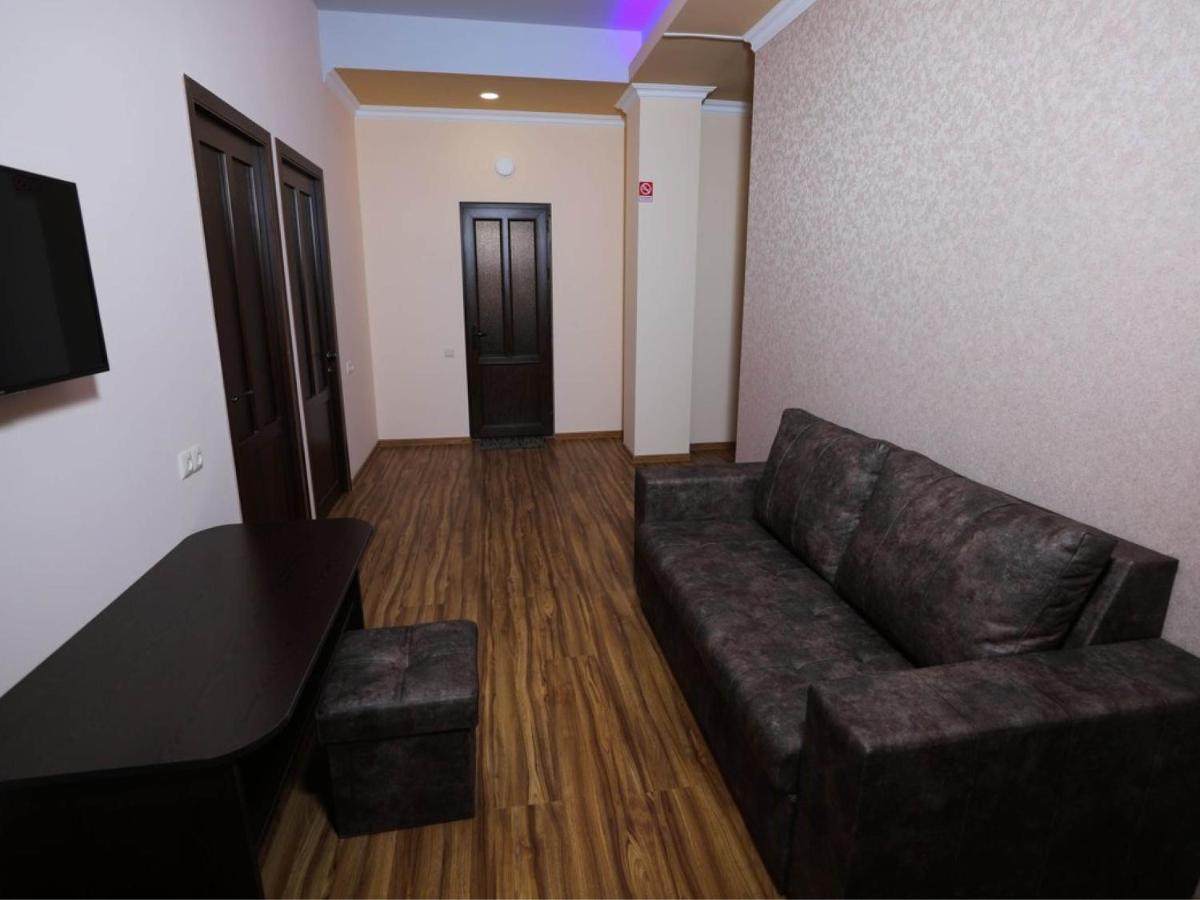 H Resort Hotel Vagharshapat Armenia Bagian luar foto