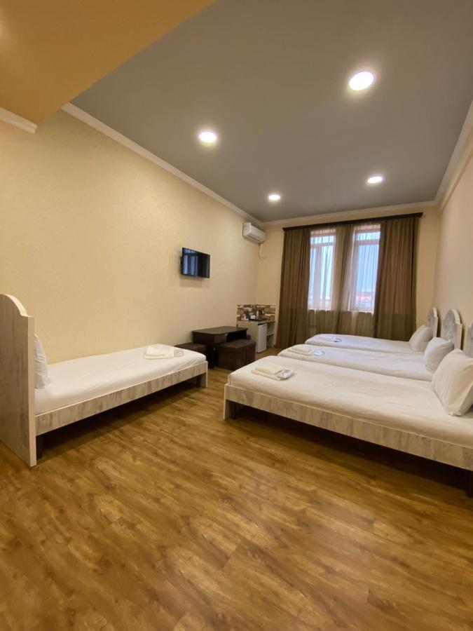 H Resort Hotel Vagharshapat Armenia Bagian luar foto