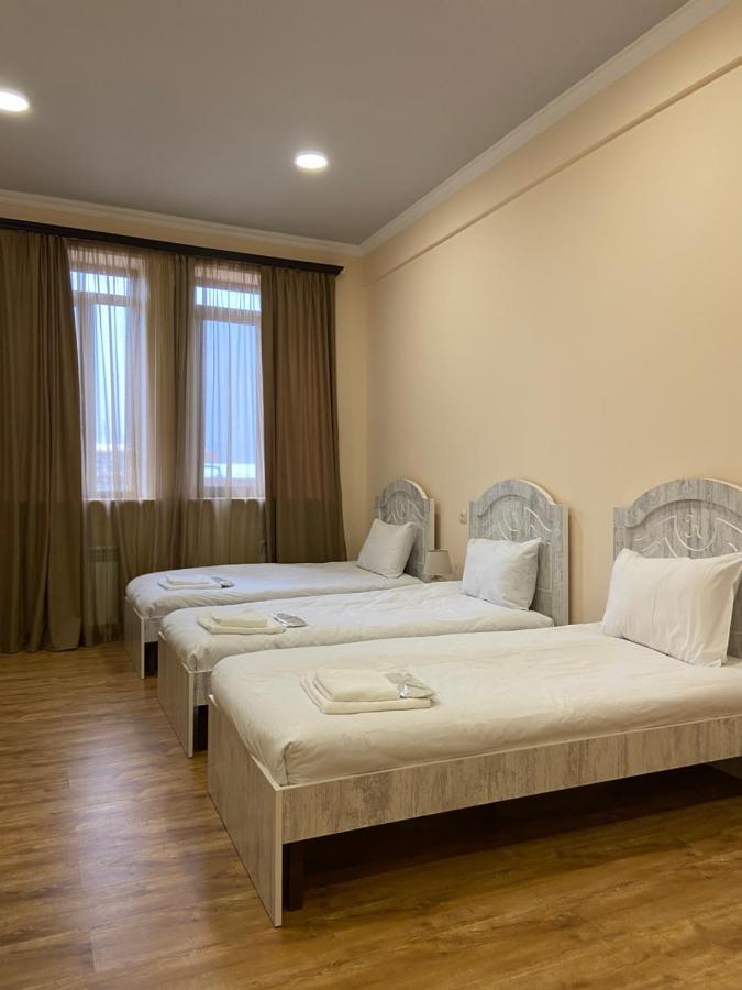 H Resort Hotel Vagharshapat Armenia Bagian luar foto